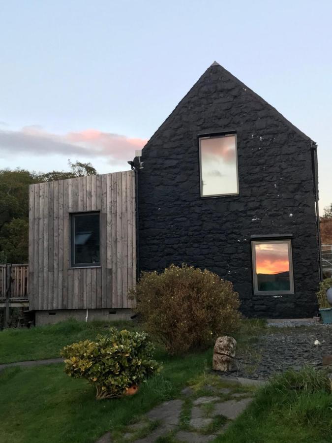 Bonnavoulin Mill House Steading Overlooking The Sea And Mull מראה חיצוני תמונה