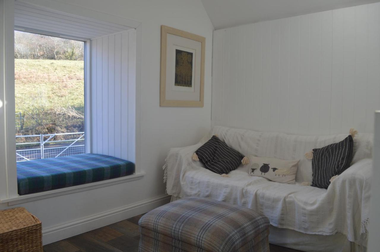 Bonnavoulin Mill House Steading Overlooking The Sea And Mull מראה חיצוני תמונה